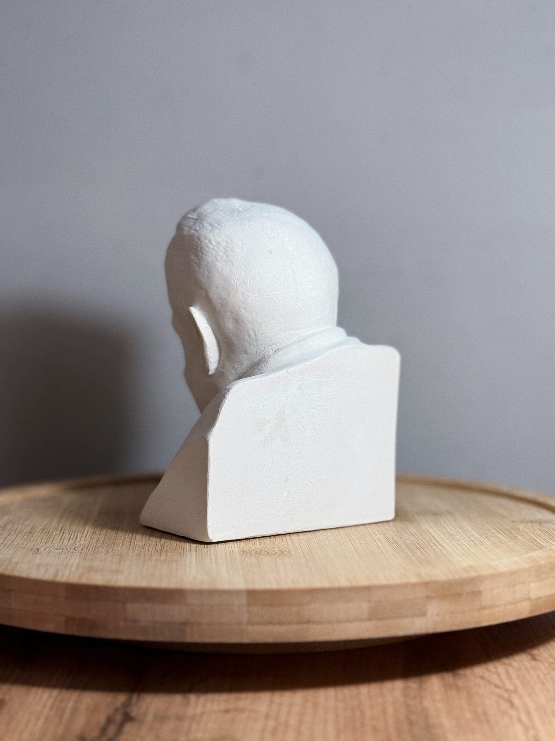 Бюст Искандера — изображение 3